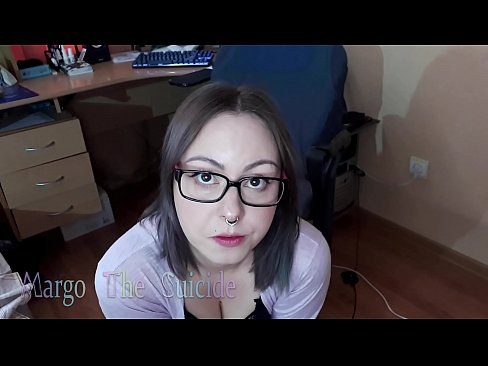 ❤️ Ang Sexy na Babae na may Salamin ay Sumipsip ng Dildo sa Camera ❤❌ super sex sa amin ️❤